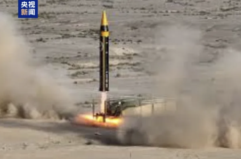 Iran launches its "strongest missile" at Israel